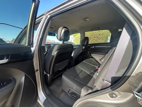 Used 2015 Kia Sorento LX FWD image 13
