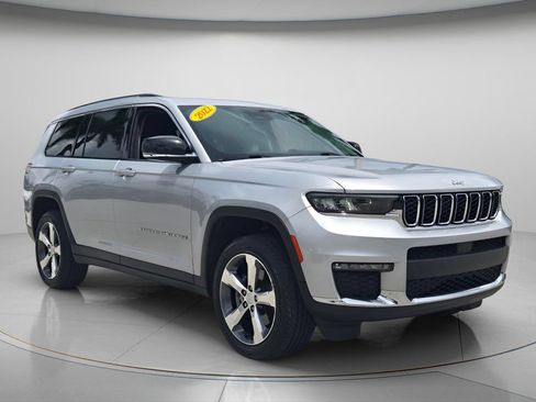 Used 2022 Jeep Grand Cherokee L Limited RWD image 8