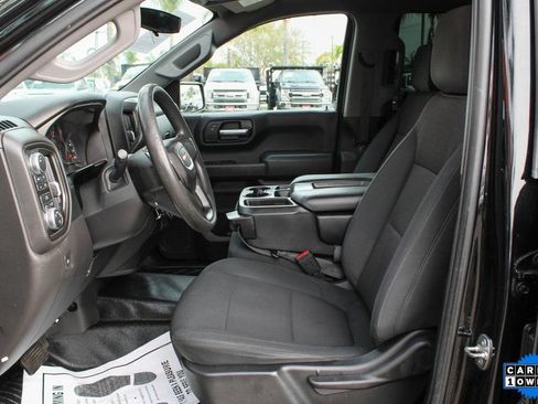 Used 2021 GMC Sierra 1500 4x4 Crew Cab w/ Sierra Value Package image 16
