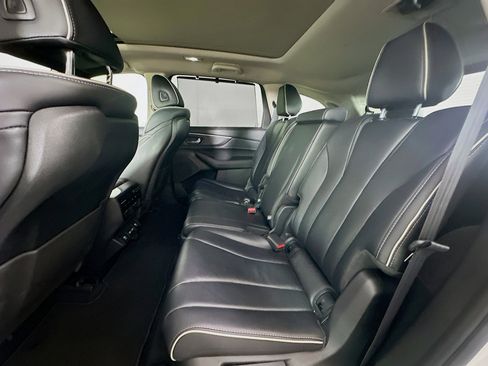 Used 2023 Acura MDX SH-AWD w/ Advance Package image 29