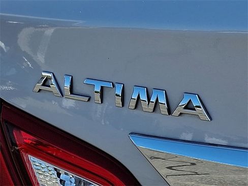 Used 2017 Nissan Altima 2.5 SV w/ Convenience Package image 40