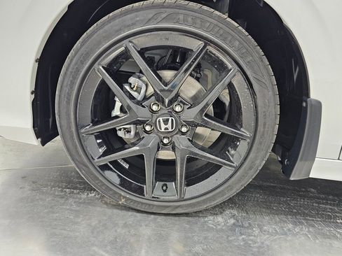 New 2026 Honda Civic Sport image 10