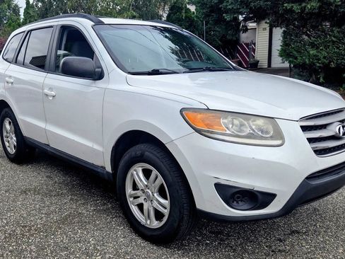 Used 2012 Hyundai Santa Fe GLS FWD image 4