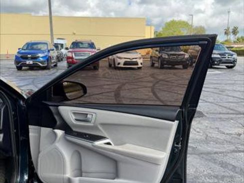 Used 2016 Toyota Camry SE image 13