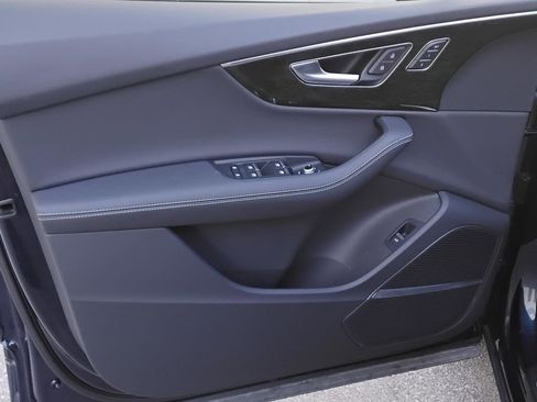 Certified 2025 Audi Q7 3.0T Premium Plus w/ Premium Plus Package image 16