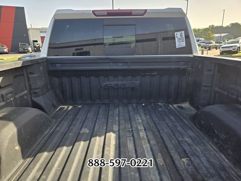 Used 2022 GMC Sierra 1500 AT4 w/ AT4 Preferred Package AWD/4WD image 8