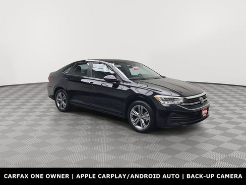 Used 2024 Volkswagen Jetta SE image 29