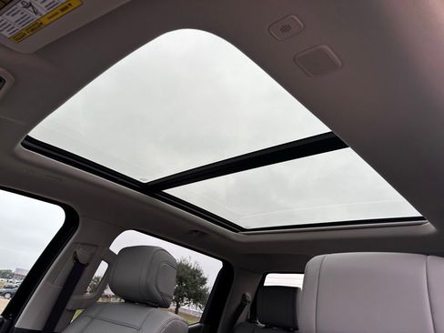 Used 2023 Toyota Tundra Limited image 15