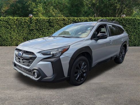 Used 2025 Subaru Outback Onyx Edition XT w/ Popular Package #2 image 8