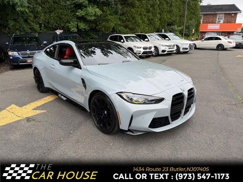 Used 2022 BMW M4 Coupe w/ Executive Package RWD image 11