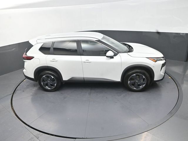 Used 2024 Nissan Rogue SV FWD image 30