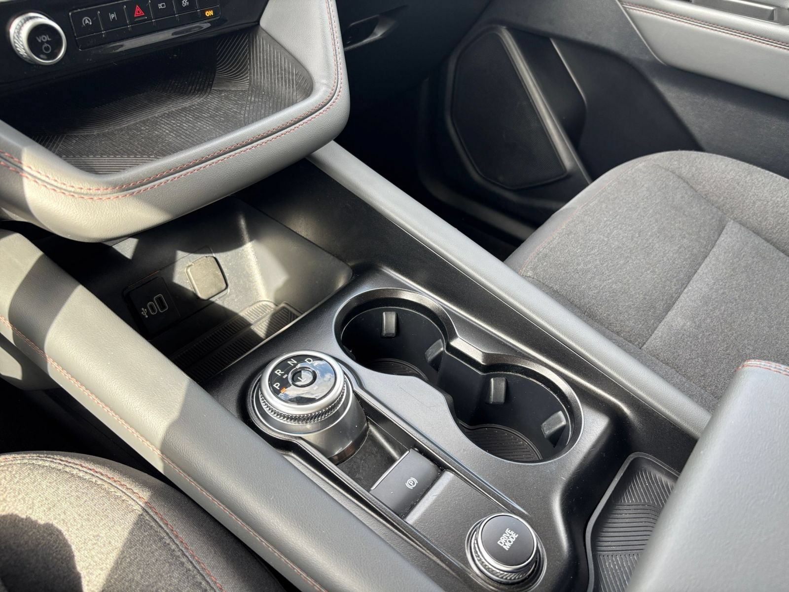 Used 2026 Ford Explorer Active RWD image 42