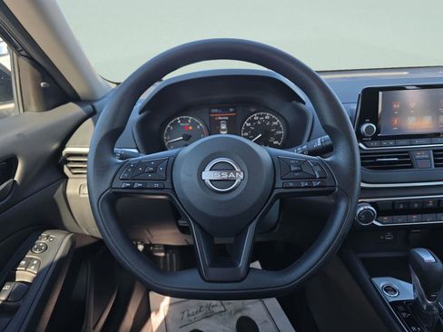 Used 2023 Nissan Altima 2.5 S image 28