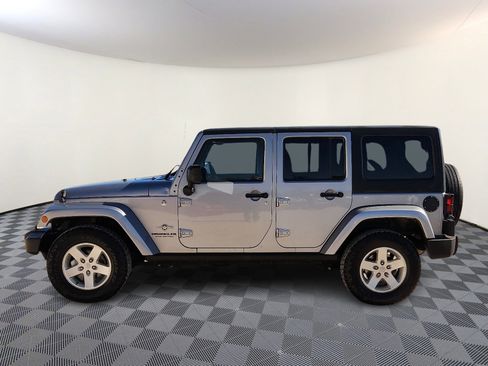Used 2014 Jeep Wrangler Freedom Edition image 2