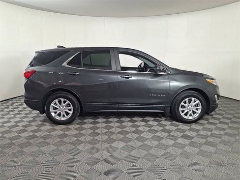 Used 2021 Chevrolet Equinox LT image 8