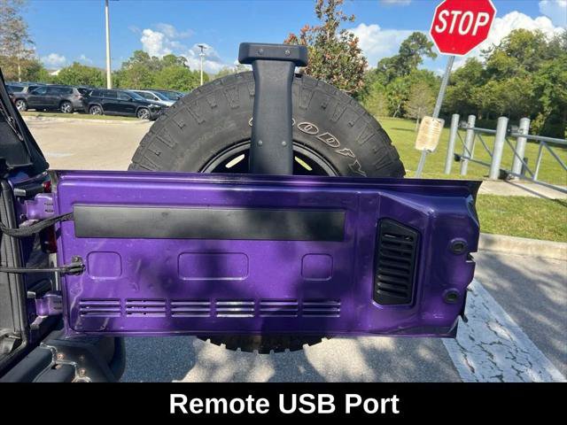 Certified 2016 Jeep Wrangler Unlimited Sahara AWD/4WD image 10