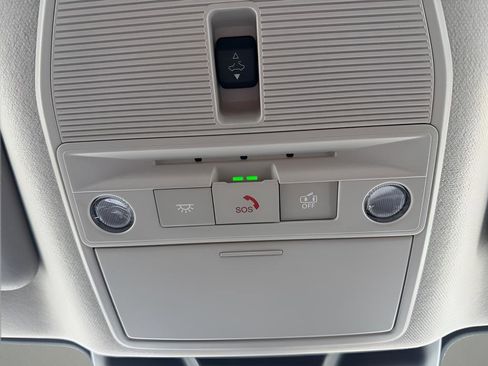 New 2026 Nissan Sentra SR w/ SR Premium Package FWD image 22