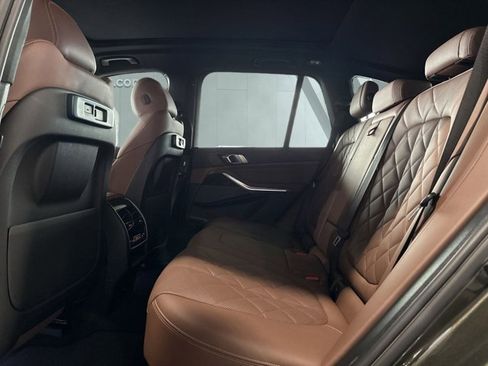 Used 2023 BMW X5 sDrive40i w/ Climate Comfort Package image 12