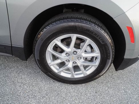 Certified 2023 Chevrolet Equinox LS FWD image 34