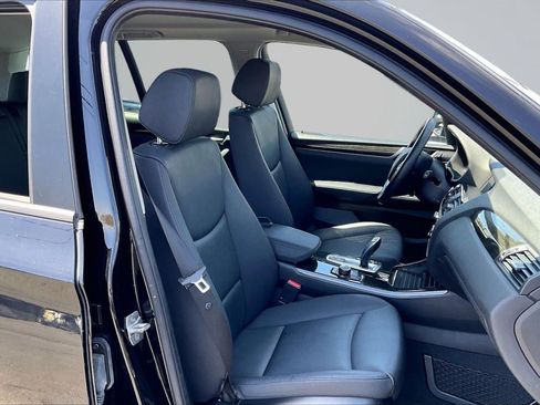 Used 2017 BMW X3 sDrive28i RWD image 7