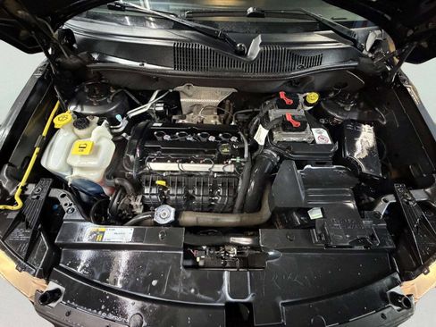 Used 2014 Jeep Compass Latitude image 23