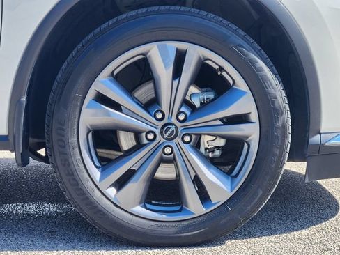 Used 2024 Nissan Murano Platinum w/ Cargo Package FWD image 11