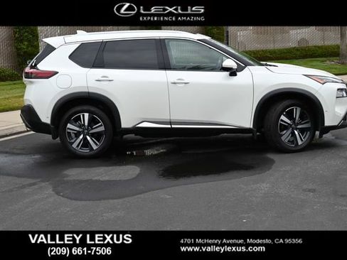 Used 2023 Nissan Rogue SL w/ SL Premium Package AWD/4WD image 3
