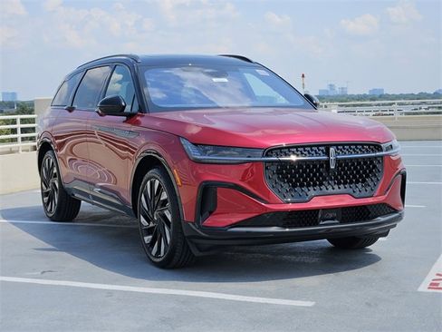 New 2025 Lincoln Nautilus Reserve w/ Jet Appearance Package image 3