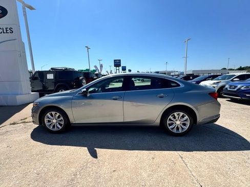 Used 2024 Chevrolet Malibu LT FWD image 8