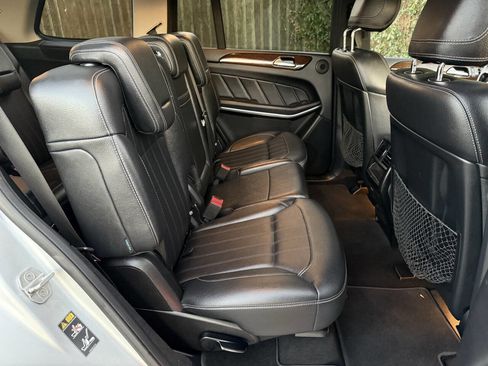 Used 2013 Mercedes-Benz GL 450 4MATIC image 16