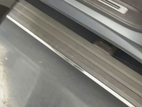 Used 2018 Cadillac Escalade ESV Platinum image 39