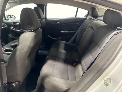 Used 2017 Chevrolet Cruze LT FWD image 26