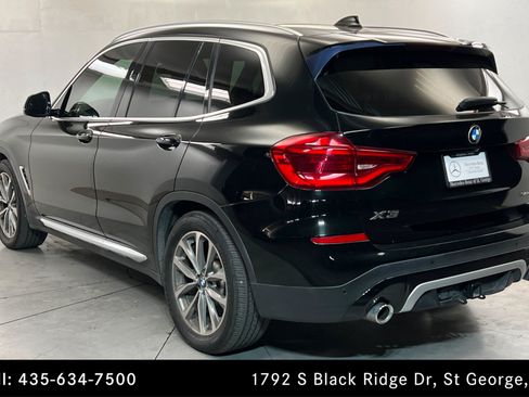 Used 2019 BMW X3 xDrive30i w/ Premium Package AWD/4WD image 3