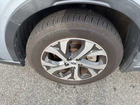 Used 2020 Subaru Outback Limited w/ Popular Package #2 image 11