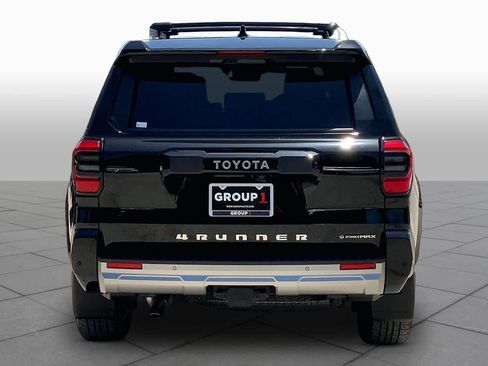 Used 2025 Toyota 4Runner Limited AWD/4WD image 5