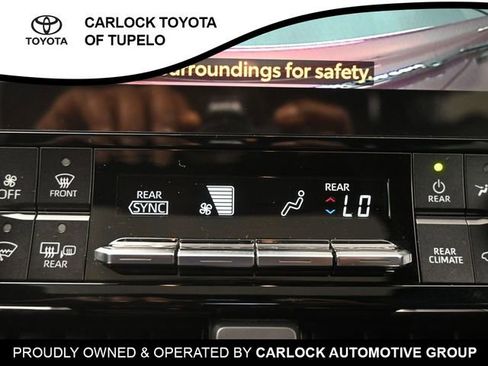 Used 2023 Toyota Highlander XSE AWD/4WD image 13