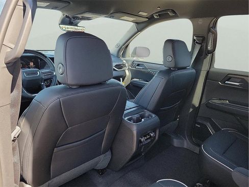 New 2026 GMC Acadia Denali w/ Super Cruise Package image 12