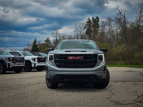 New 2026 GMC Sierra 1500 Elevation image 9