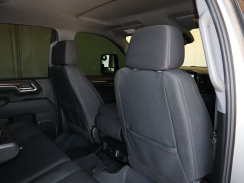 Used 2024 Chevrolet Silverado 2500 LT AWD/4WD image 43