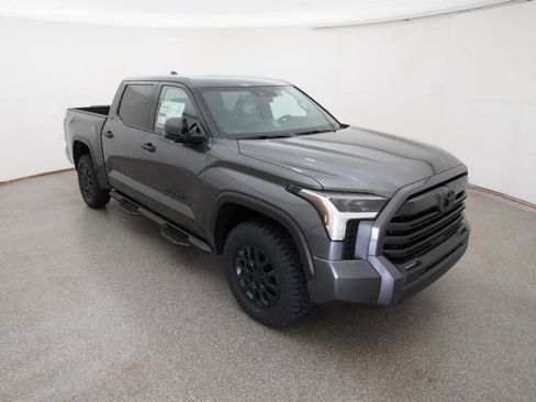 New 2026 Toyota Tundra SR5 AWD/4WD image 16