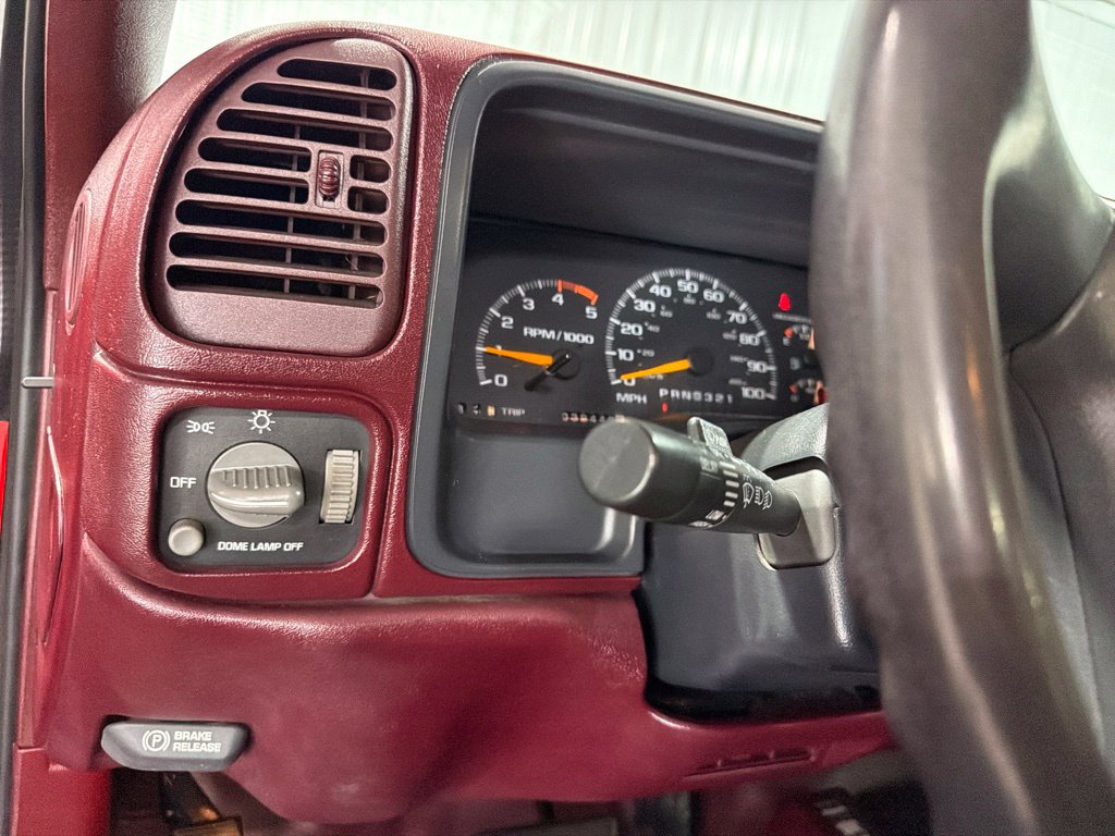 Used 1995 GMC Sierra 2500 4x4 Regular Cab image 23