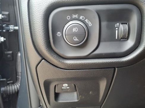 New 2026 RAM 1500 Express RWD image 22