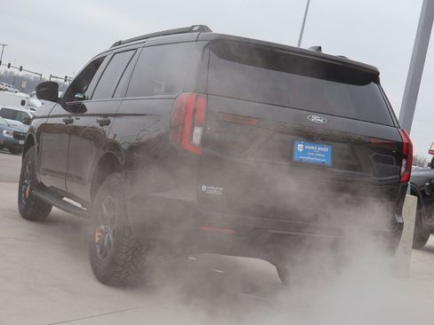 New 2025 Ford Expedition Tremor image 3