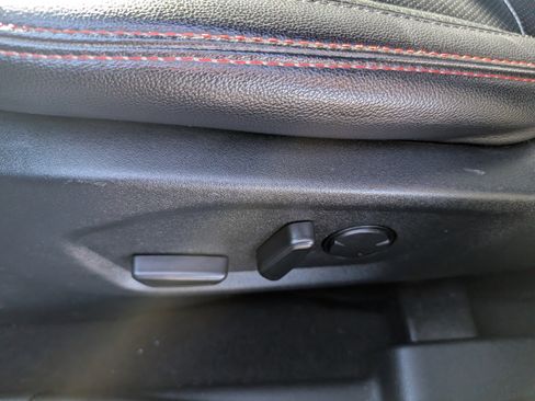 Used 2019 Ford Explorer Sport image 9