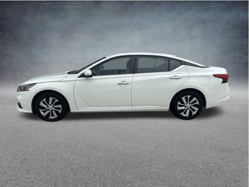 Used 2022 Nissan Altima 2.5 S FWD image 4
