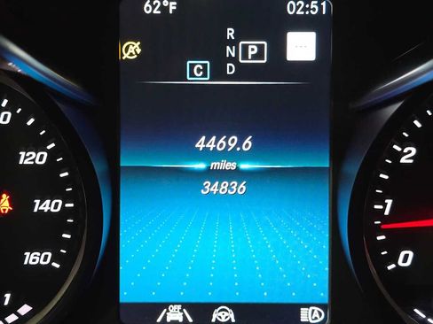 Certified 2022 Mercedes-Benz GLC 300 4MATIC Coupe image 28