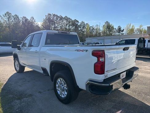 Used 2021 Chevrolet Silverado 2500 LT w/ Fleet Comfort Package image 14