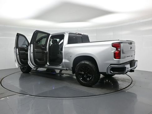Used 2022 Chevrolet Silverado 1500 LTZ image 34