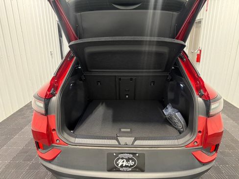 Used 2023 Volkswagen ID.4 Pro S image 18