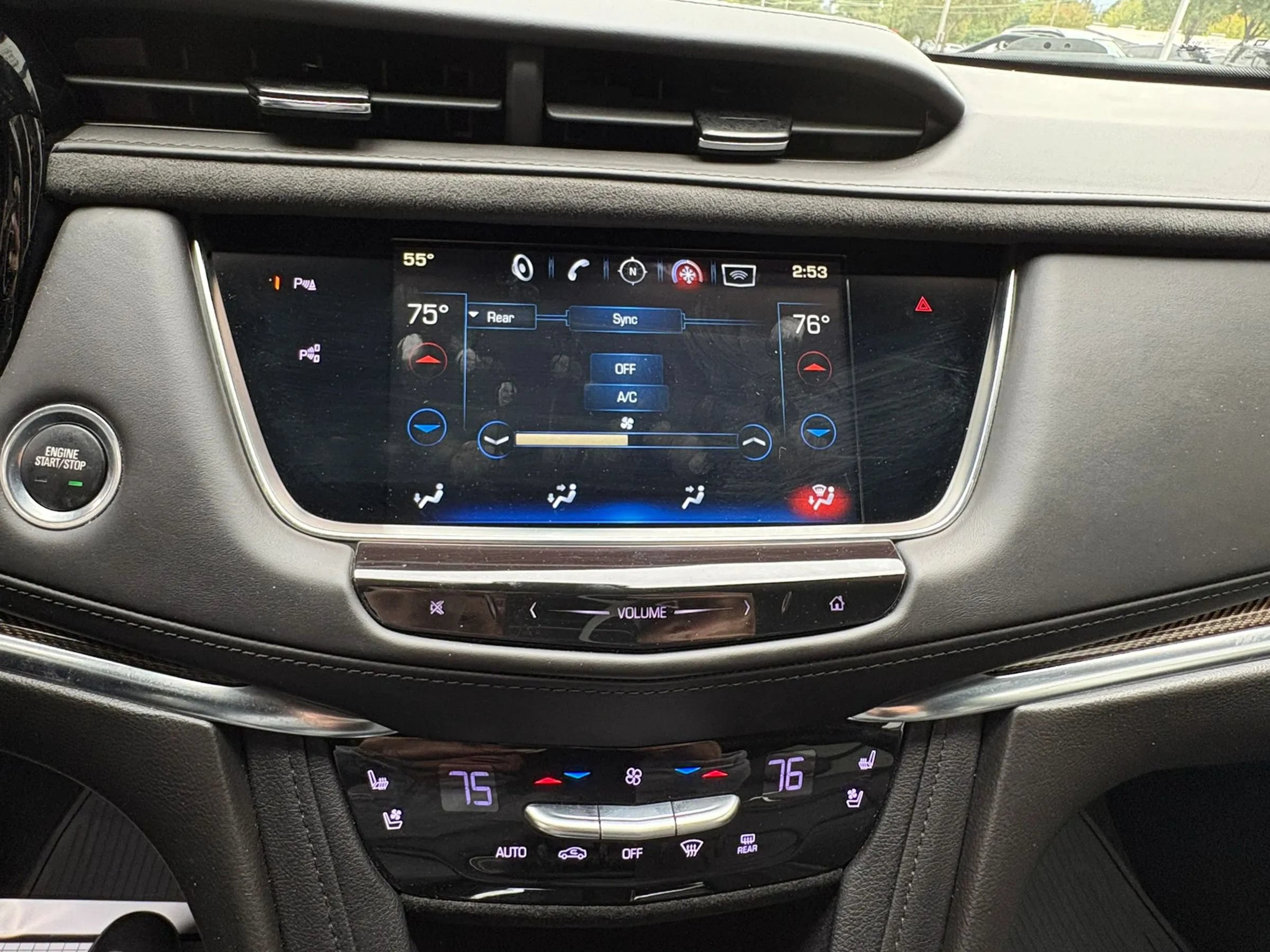Used 2019 Cadillac XT5 Platinum AWD/4WD image 44